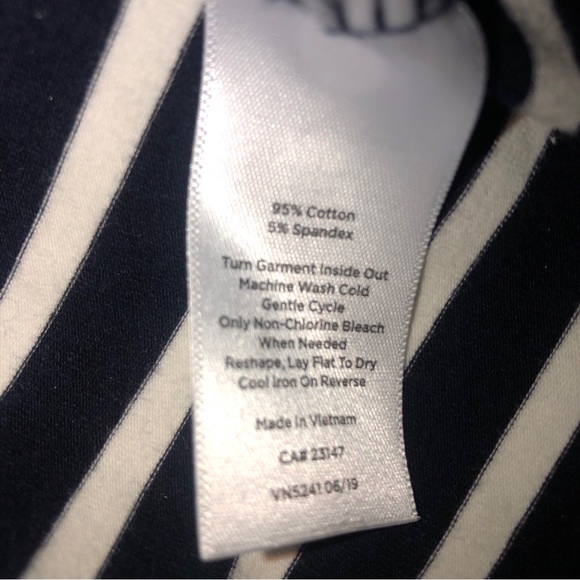 Talbots. Talbots tee long sleeved navy French strip with pretty sprinkled dots - Picture 5 of 9